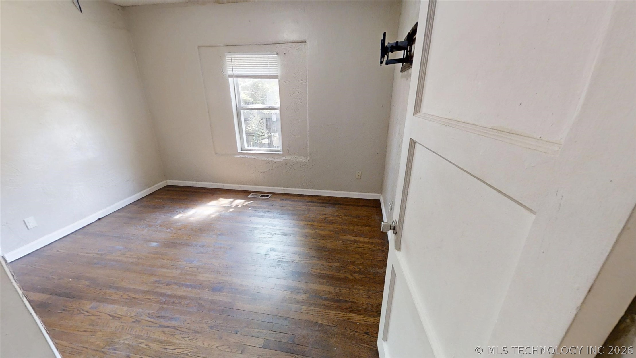 855 N Delaware Place Property Photo 26