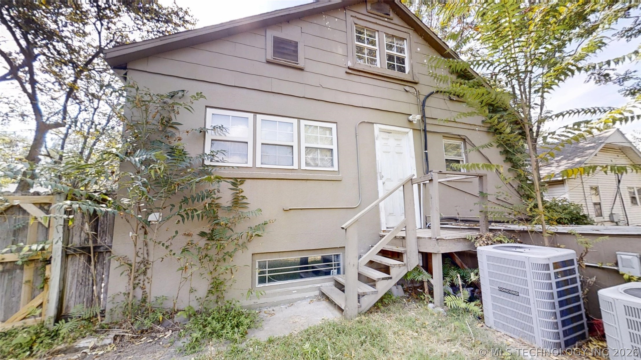 855 N Delaware Place Property Photo 39