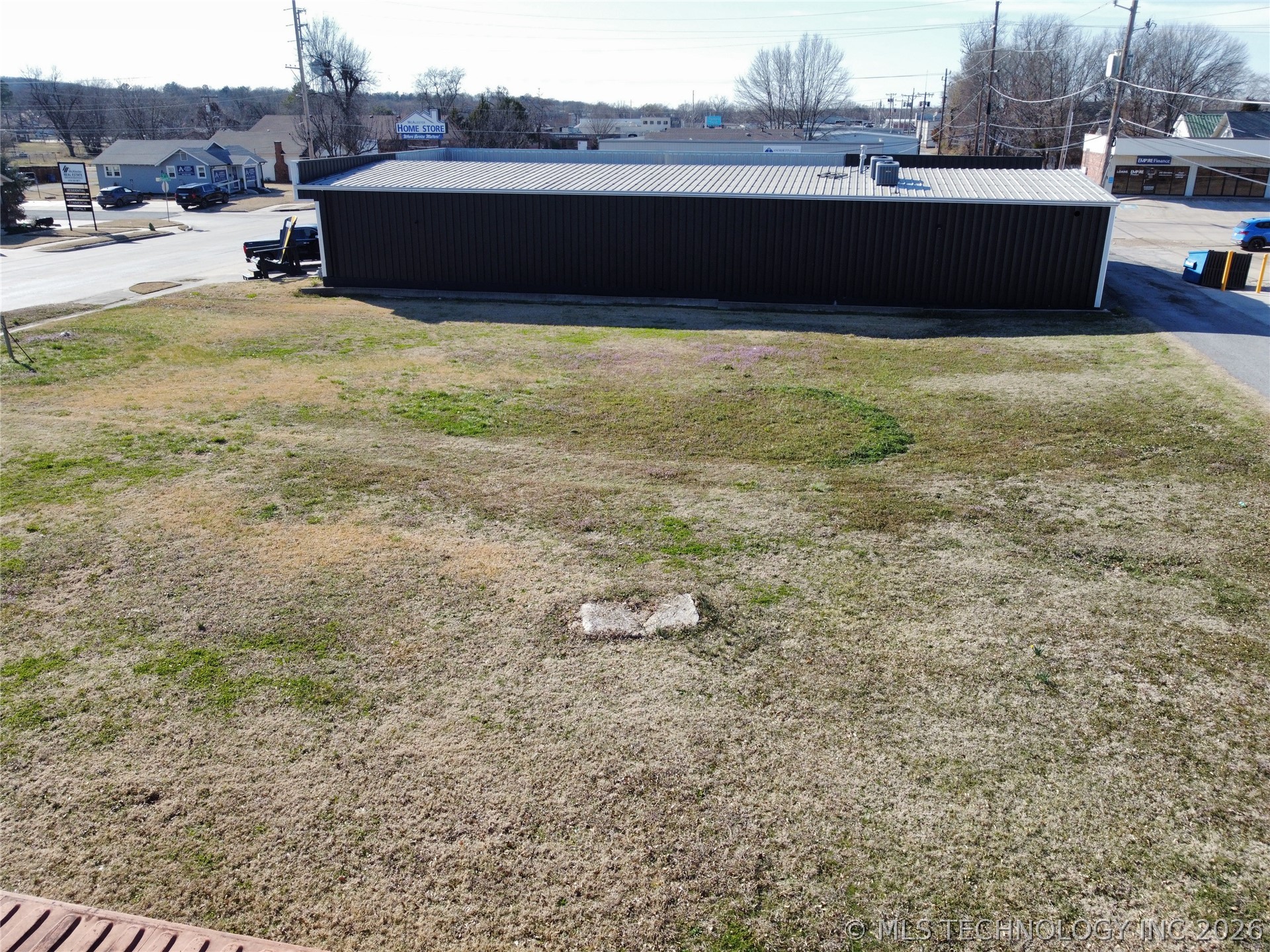 515 E Wyandotte Property Photo 4