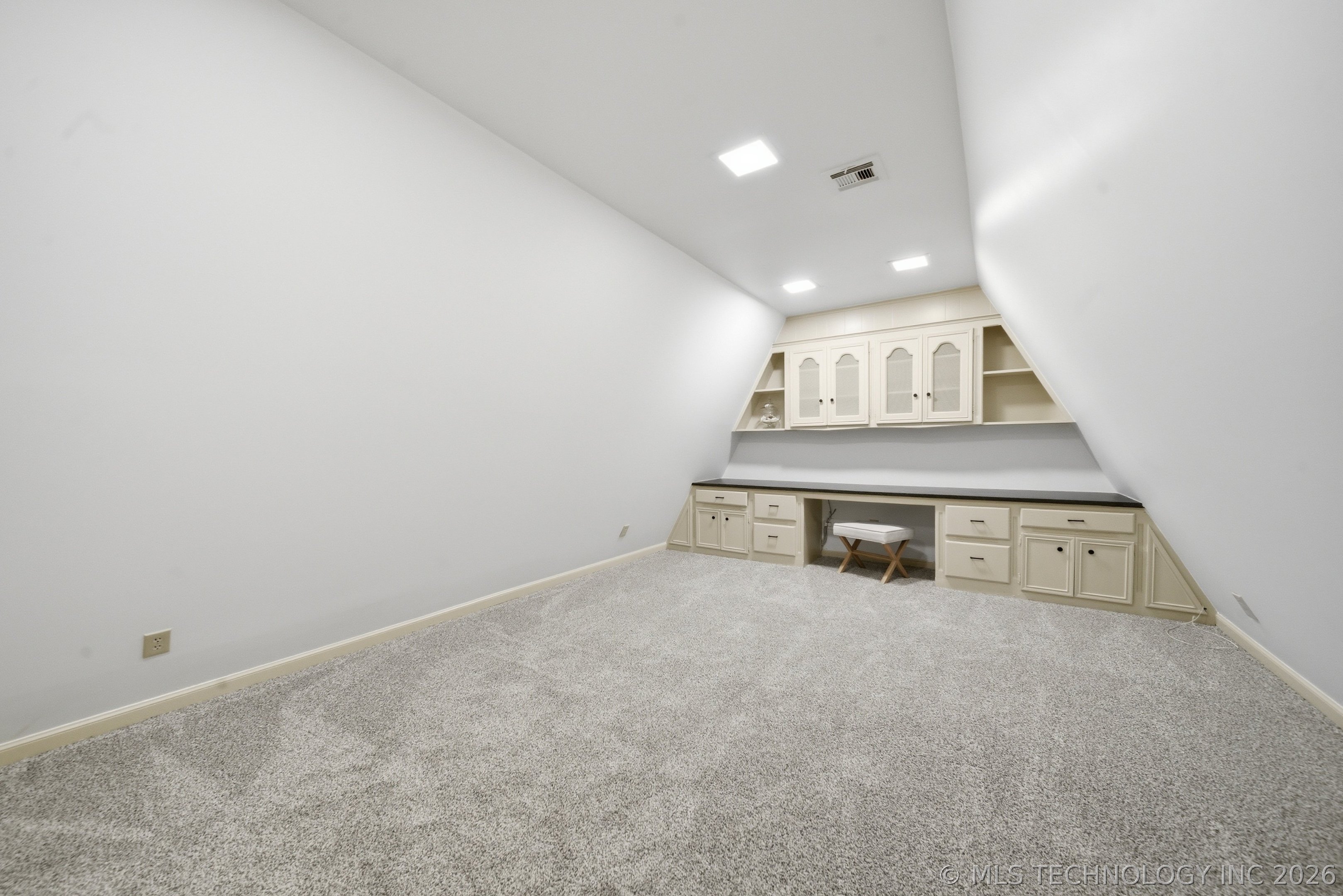 7021 E 66th Place Property Photo 37