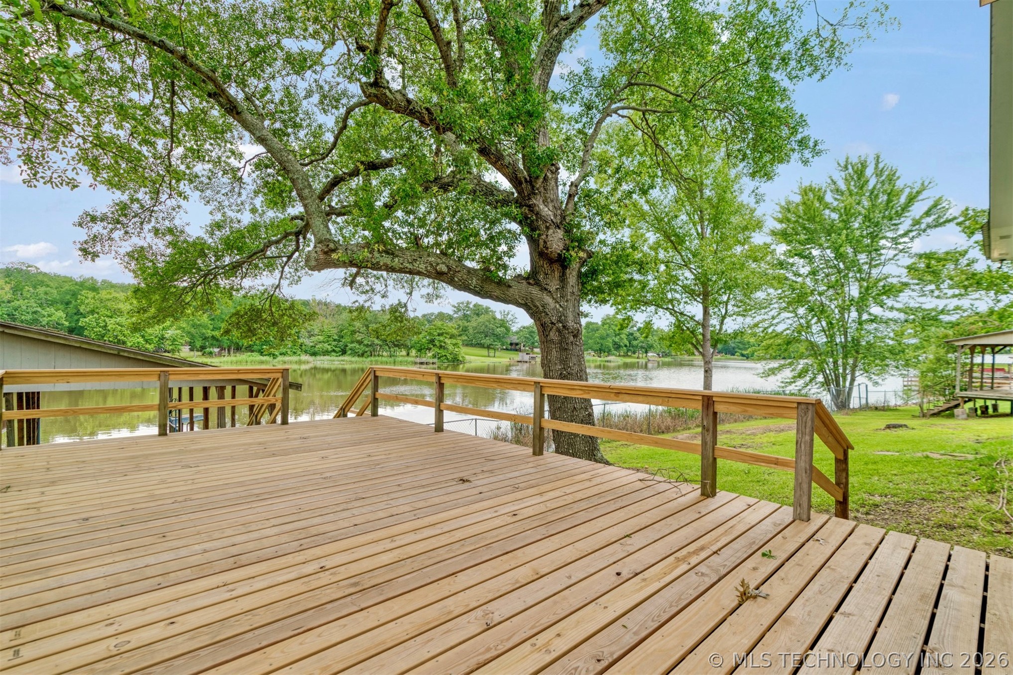1205 Lakeside Property Photo 24