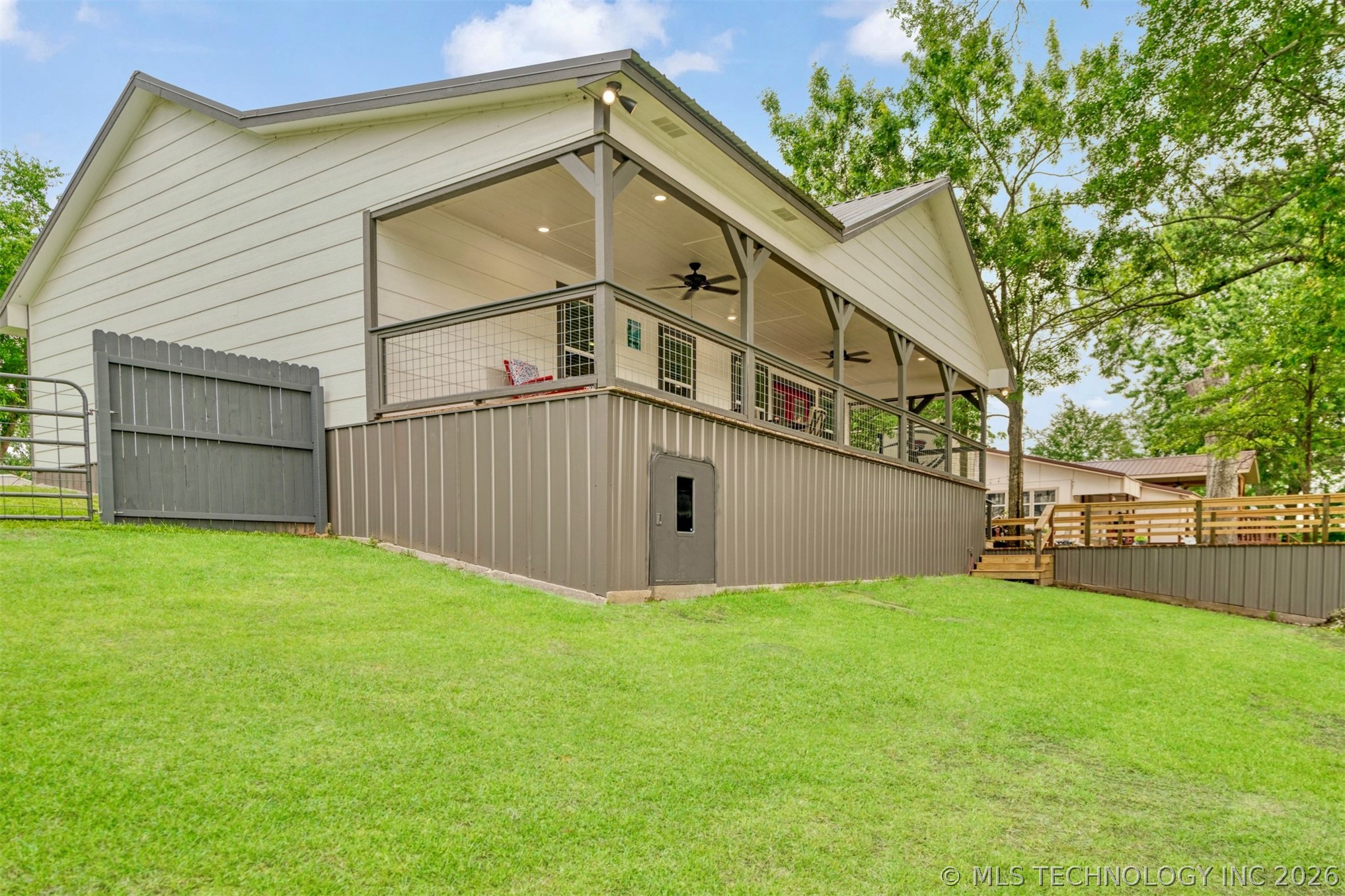 1205 Lakeside Property Photo 30