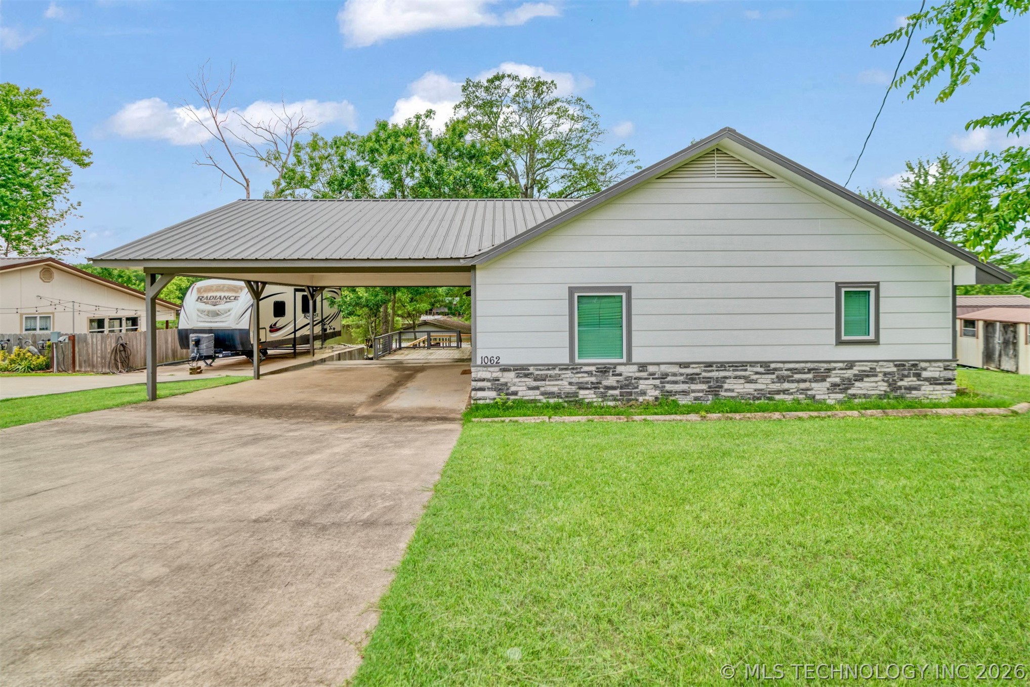 1205 Lakeside Property Photo 31