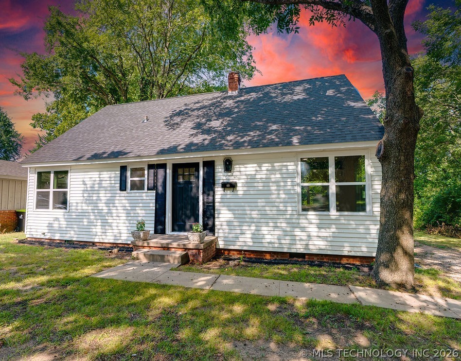 531 N Crownpoint Property Photo 2