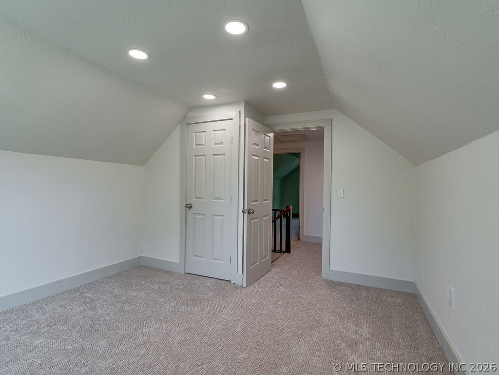 531 N Crownpoint Property Photo 24