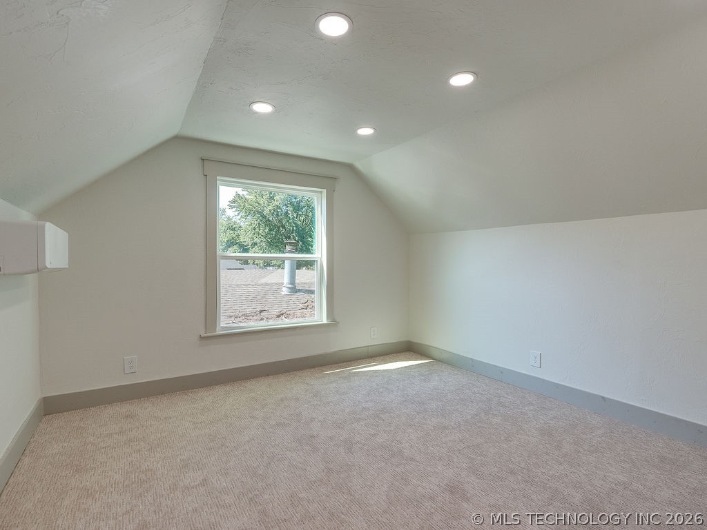 531 N Crownpoint Property Photo 25