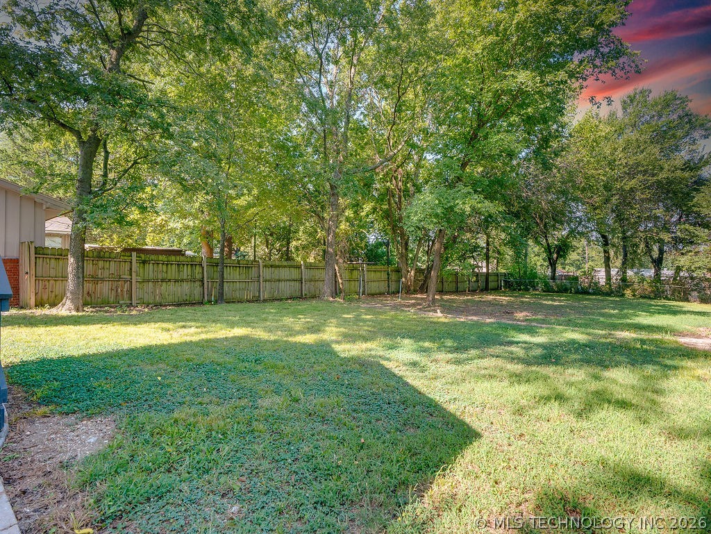 531 N Crownpoint Property Photo 41