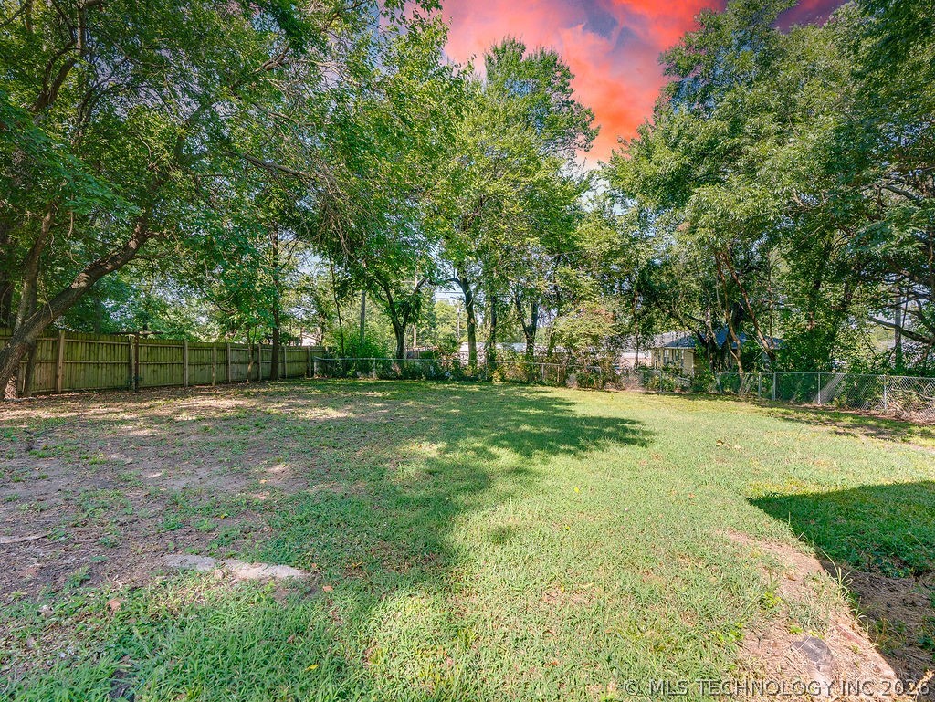 531 N Crownpoint Property Photo 42