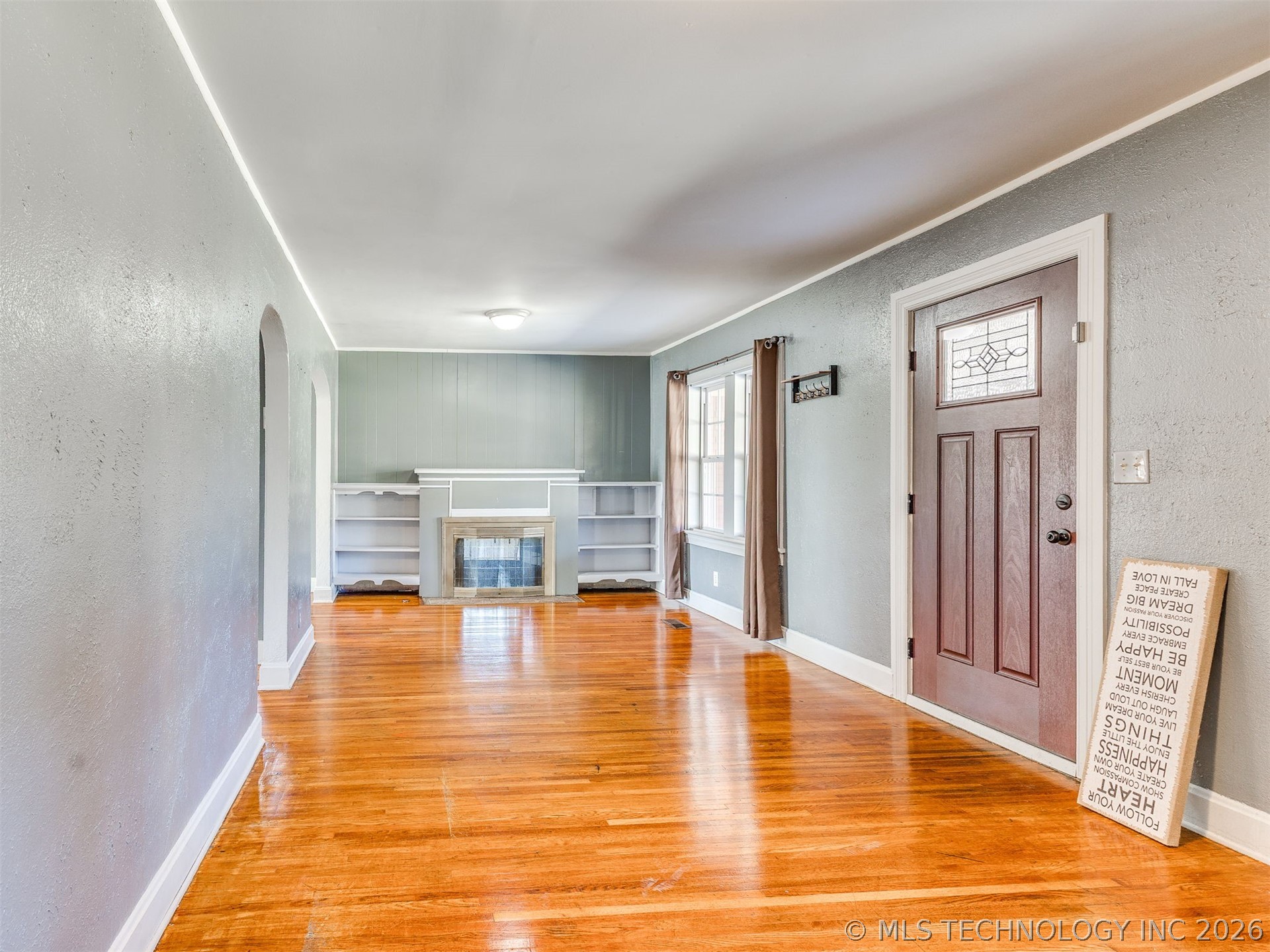2524 W 51st Street Property Photo 10