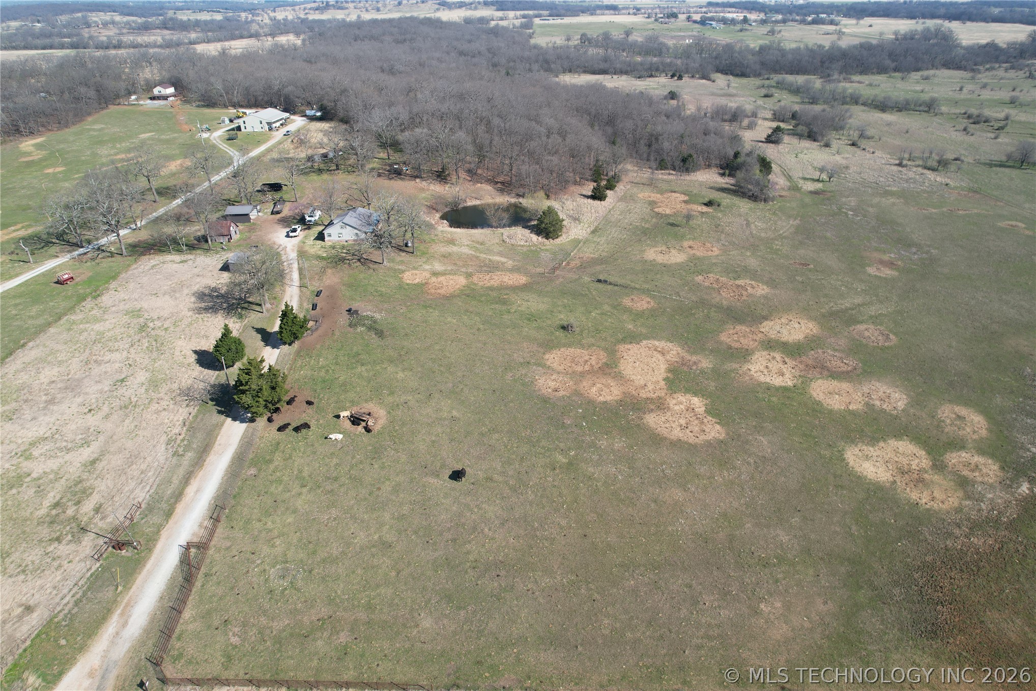 443600 E 300th Road Property Photo 4