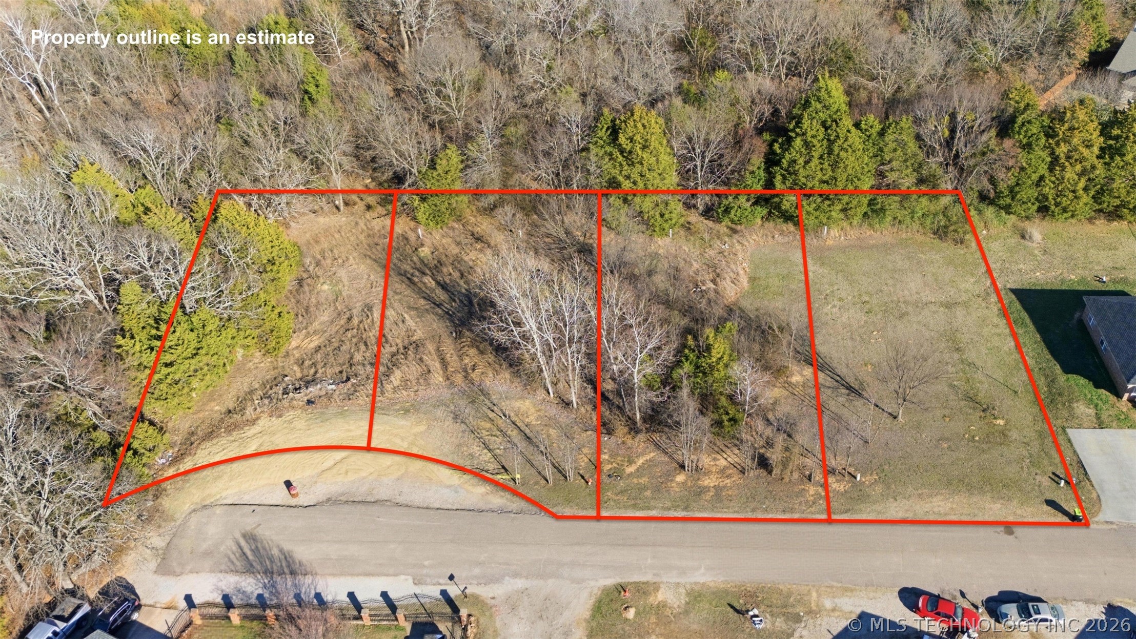Wolfe Lane Property Photo 2