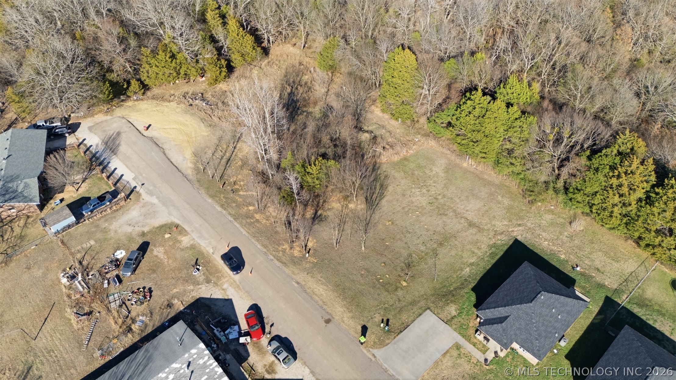 Wolfe Lane Property Photo 3
