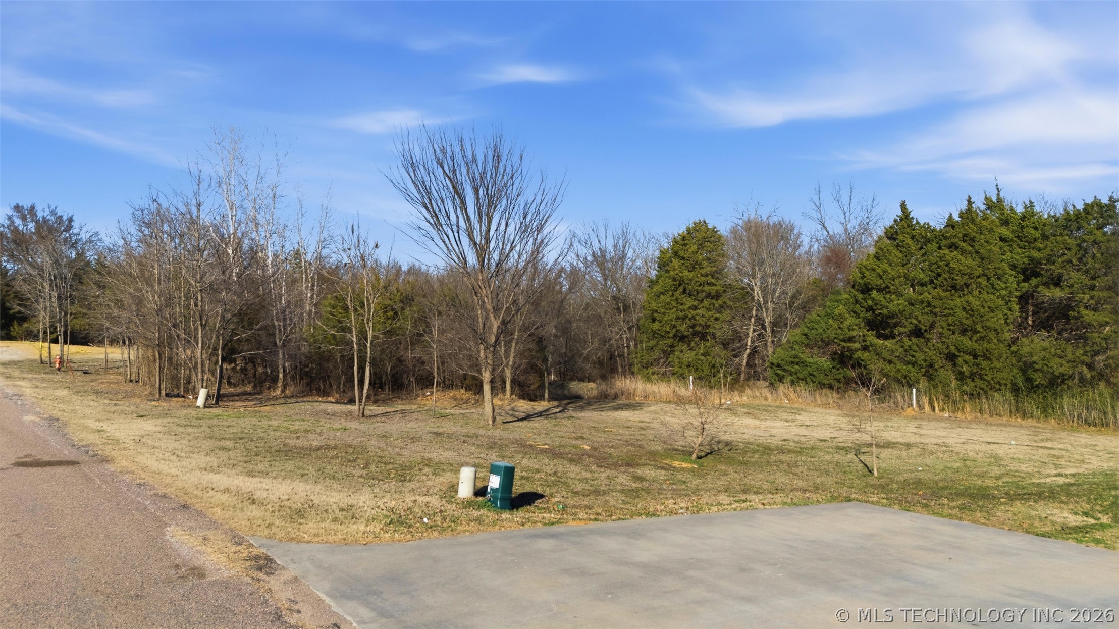 Wolfe Lane Property Photo 6