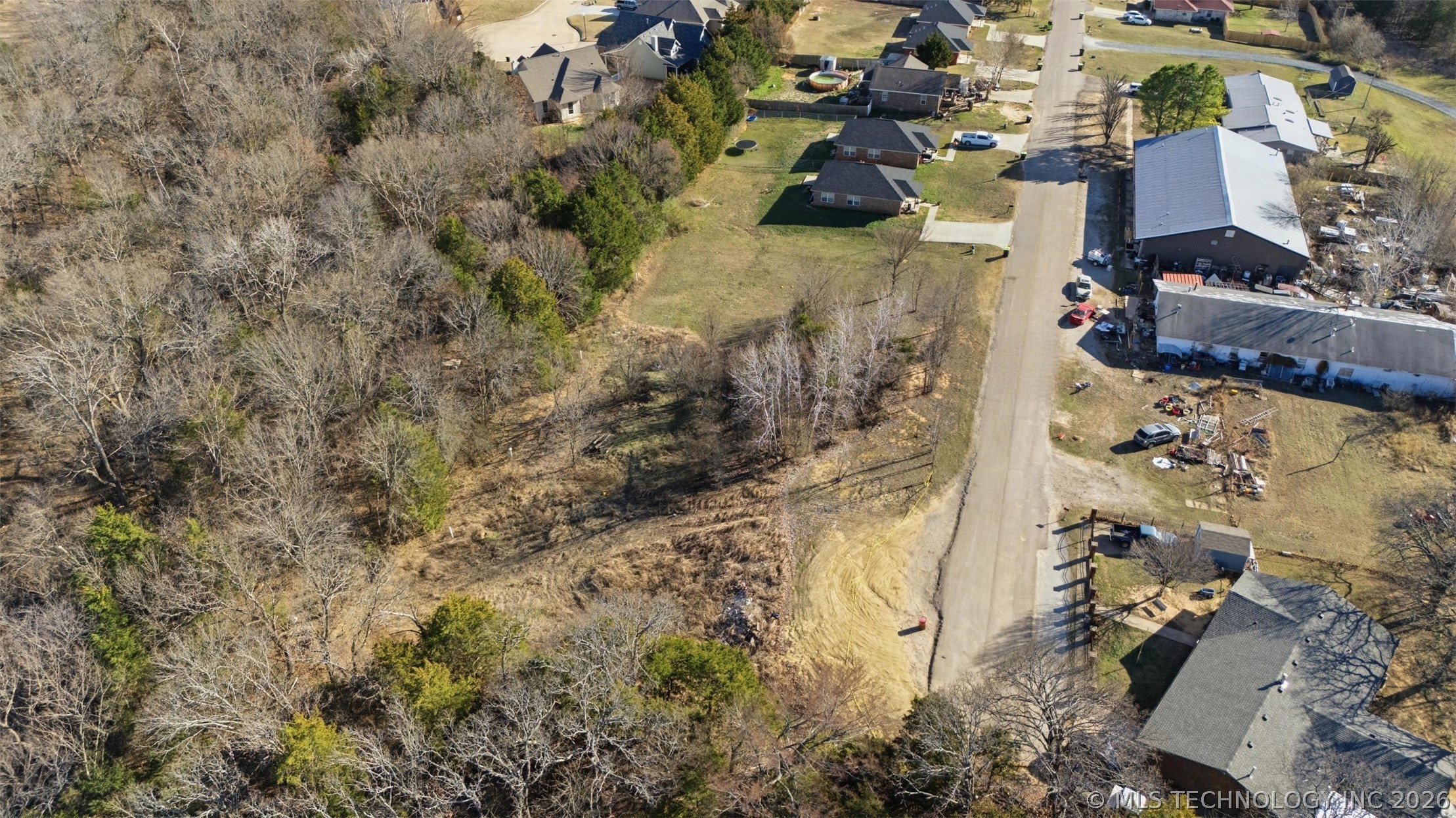 Wolfe Lane Property Photo 9