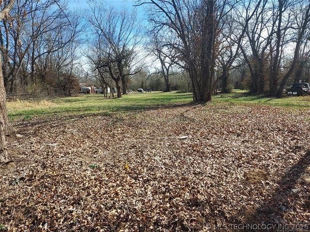 0000 N 1st Street Property Photo 2