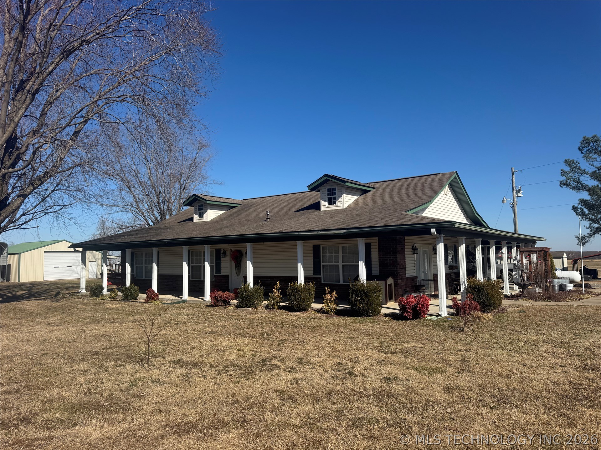 22905 116 Property Photo 2