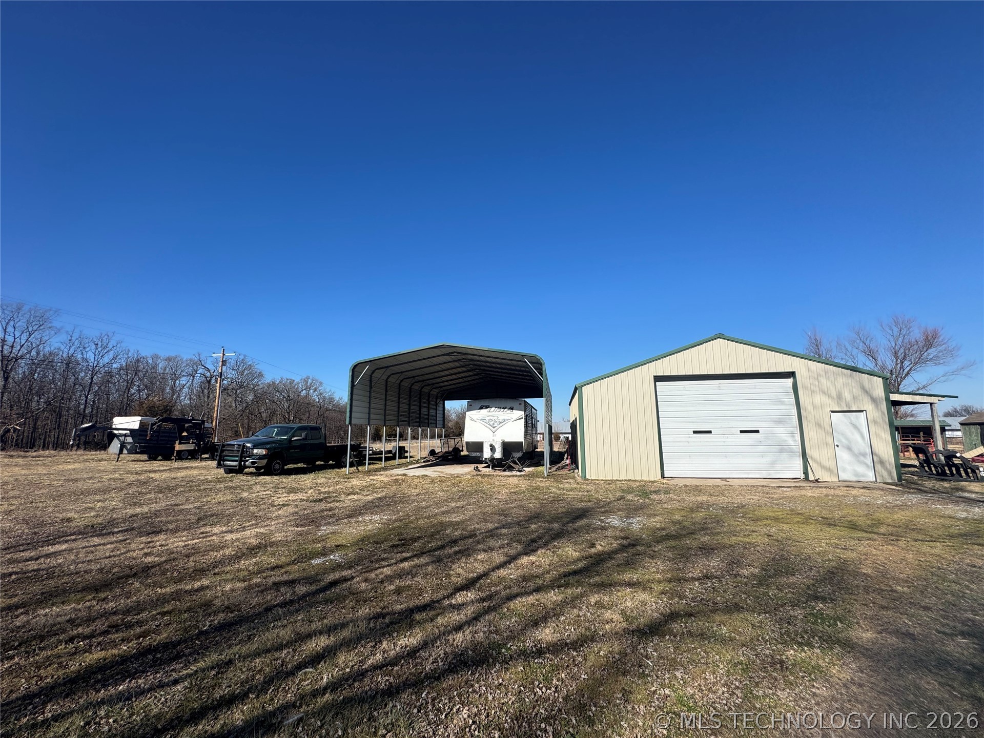 22905 116 Property Photo 4
