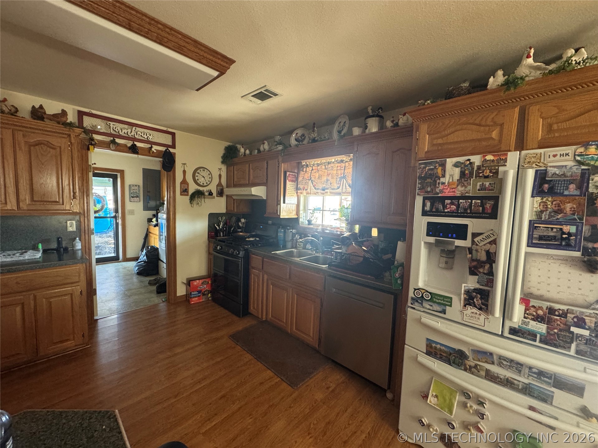 22905 116 Property Photo 5