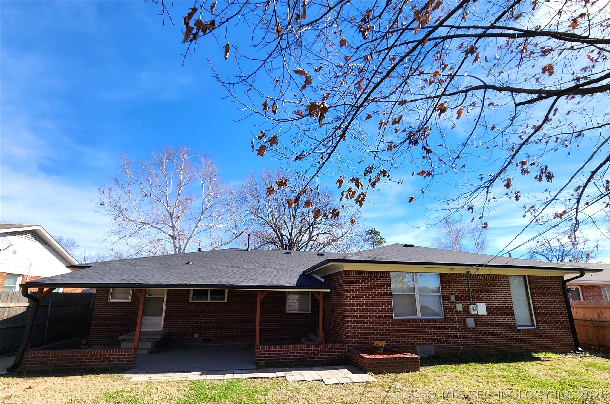 4334 S Norfolk Avenue Property Photo 2