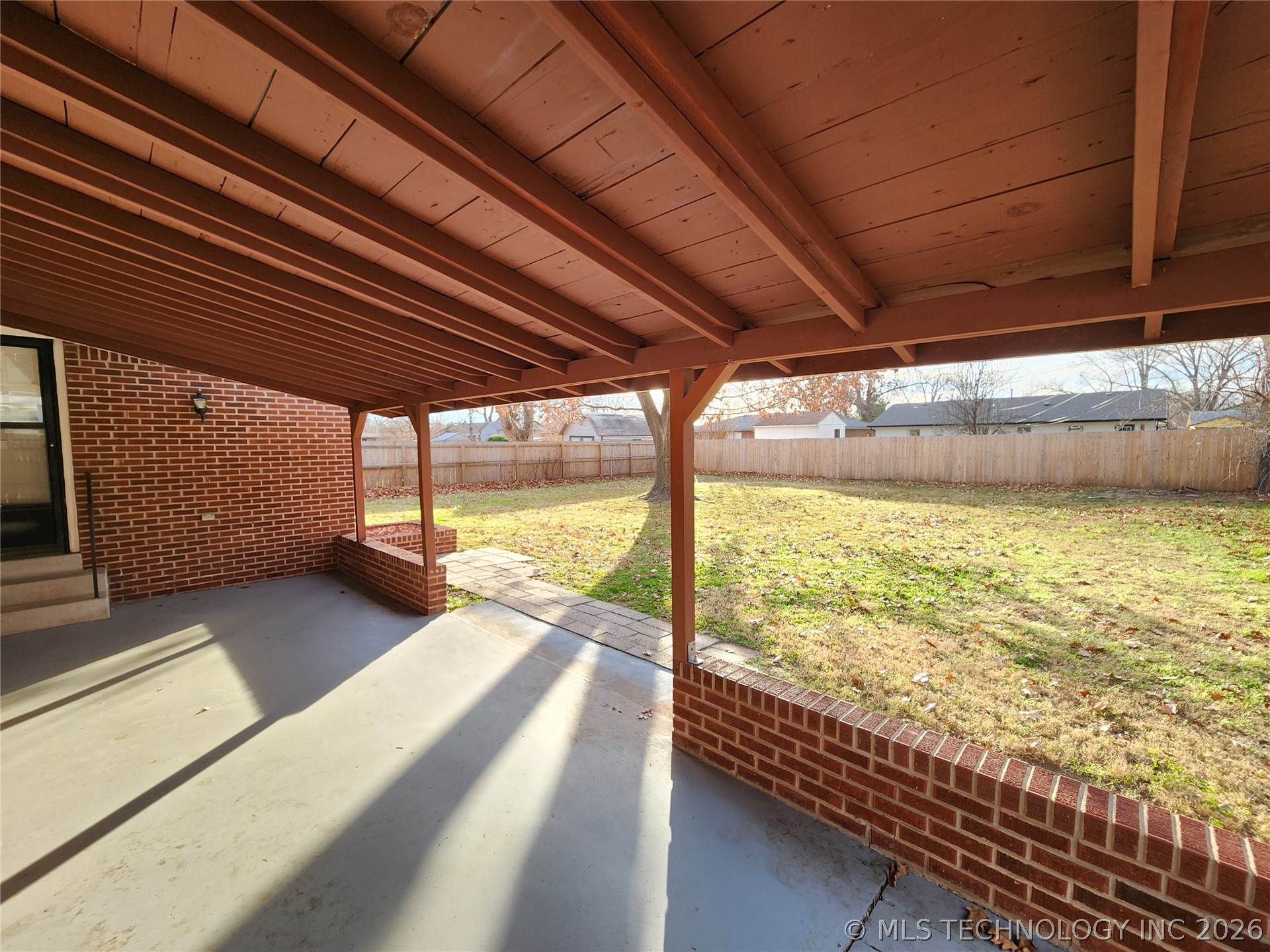 4334 S Norfolk Avenue Property Photo 3