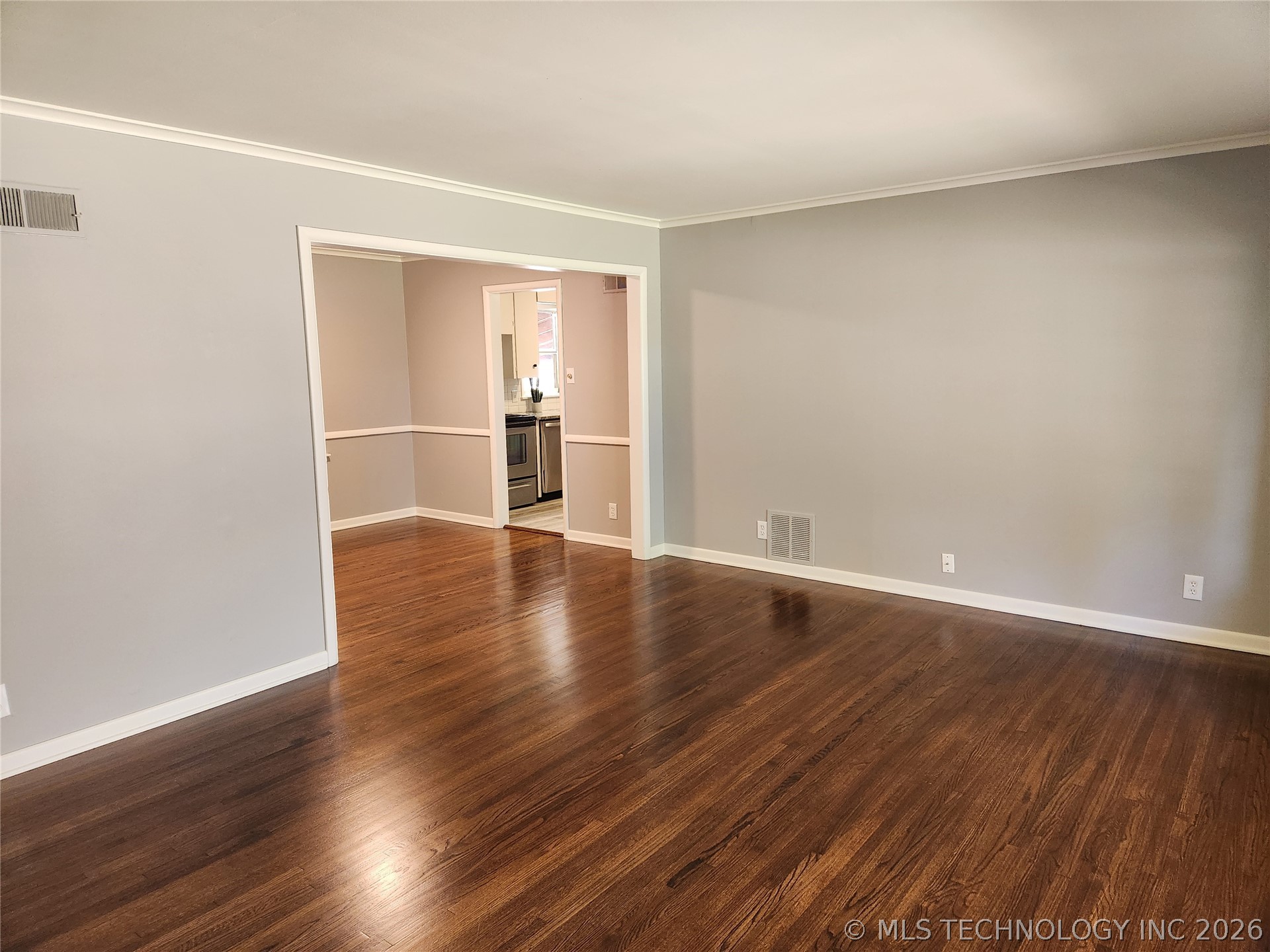 4334 S Norfolk Avenue Property Photo 9