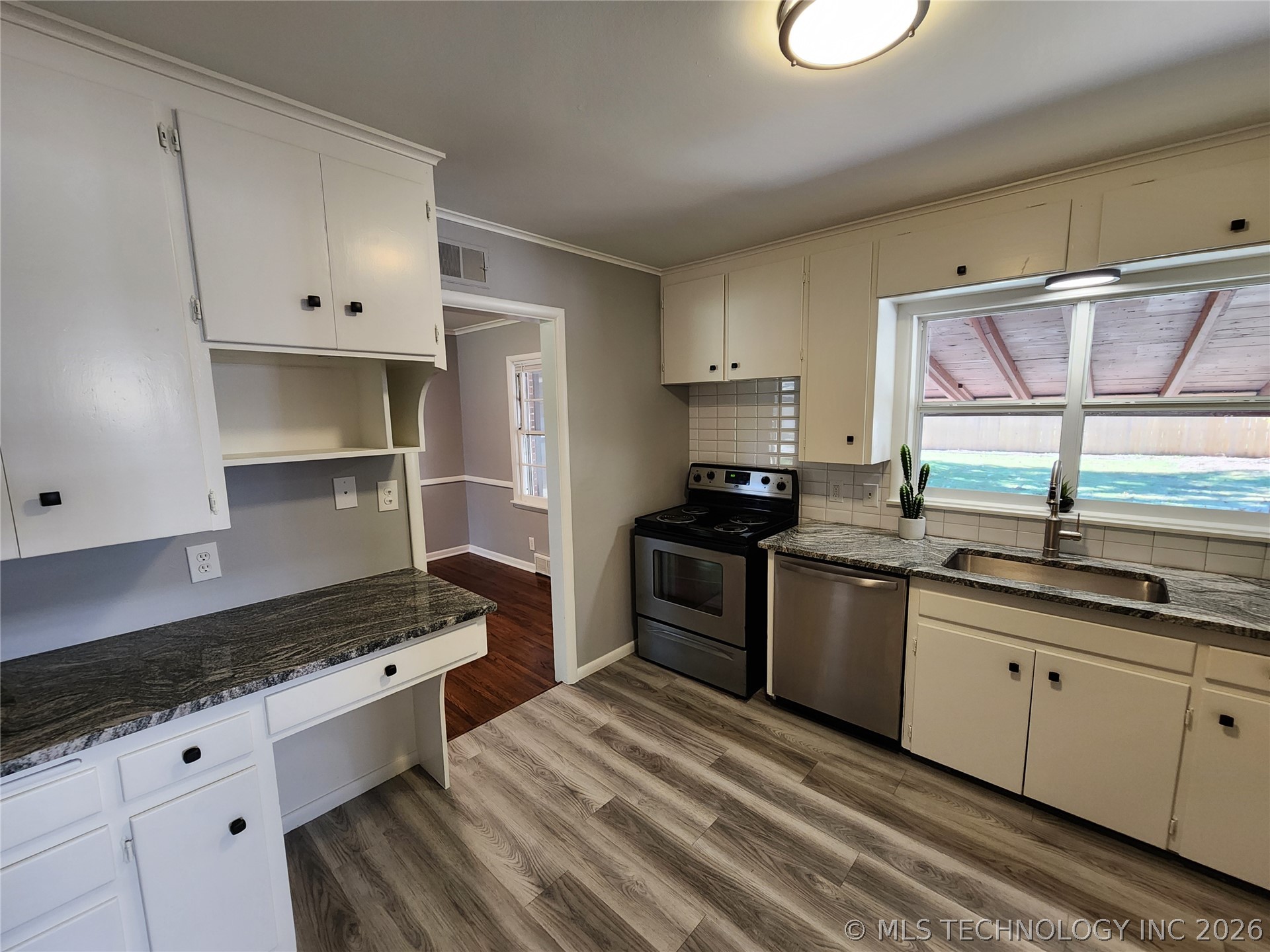 4334 S Norfolk Avenue Property Photo 18