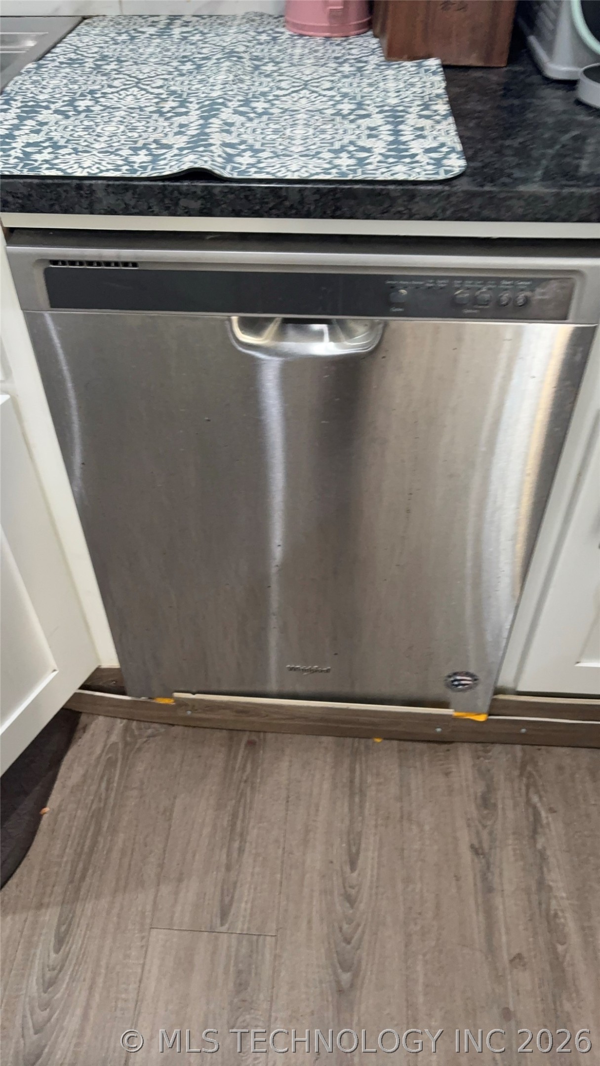 4225 E 2nd Place Property Photo 15