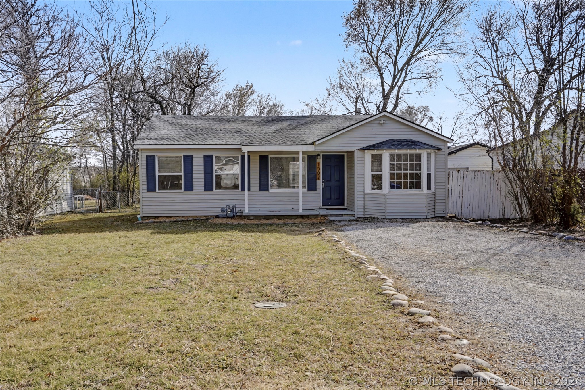 1007 Wesley Drive Property Photo 2