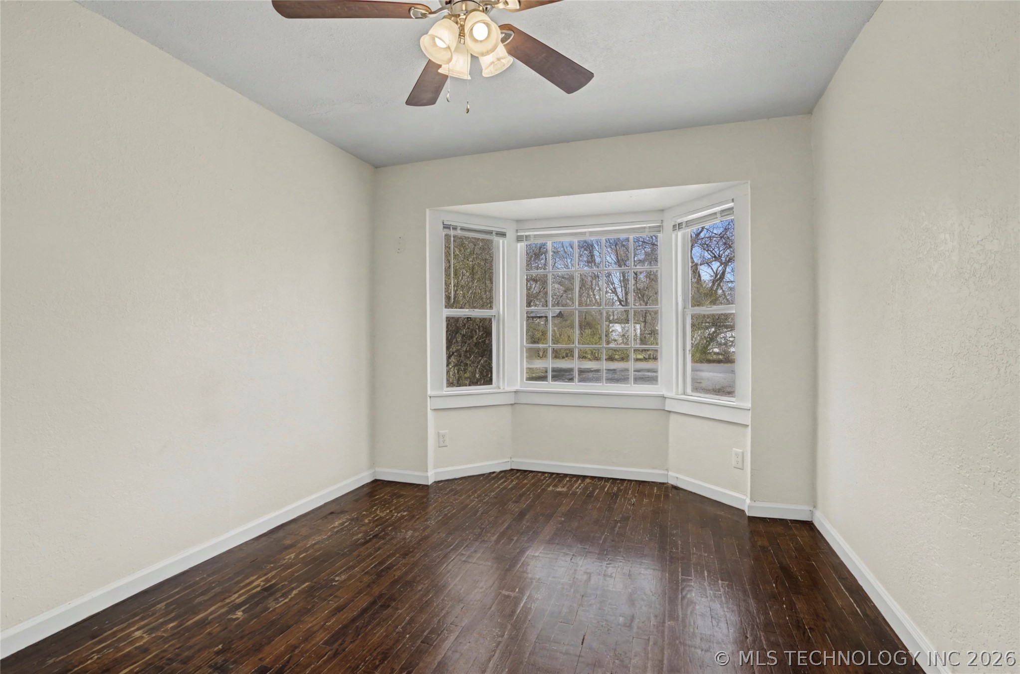 1007 Wesley Drive Property Photo 7