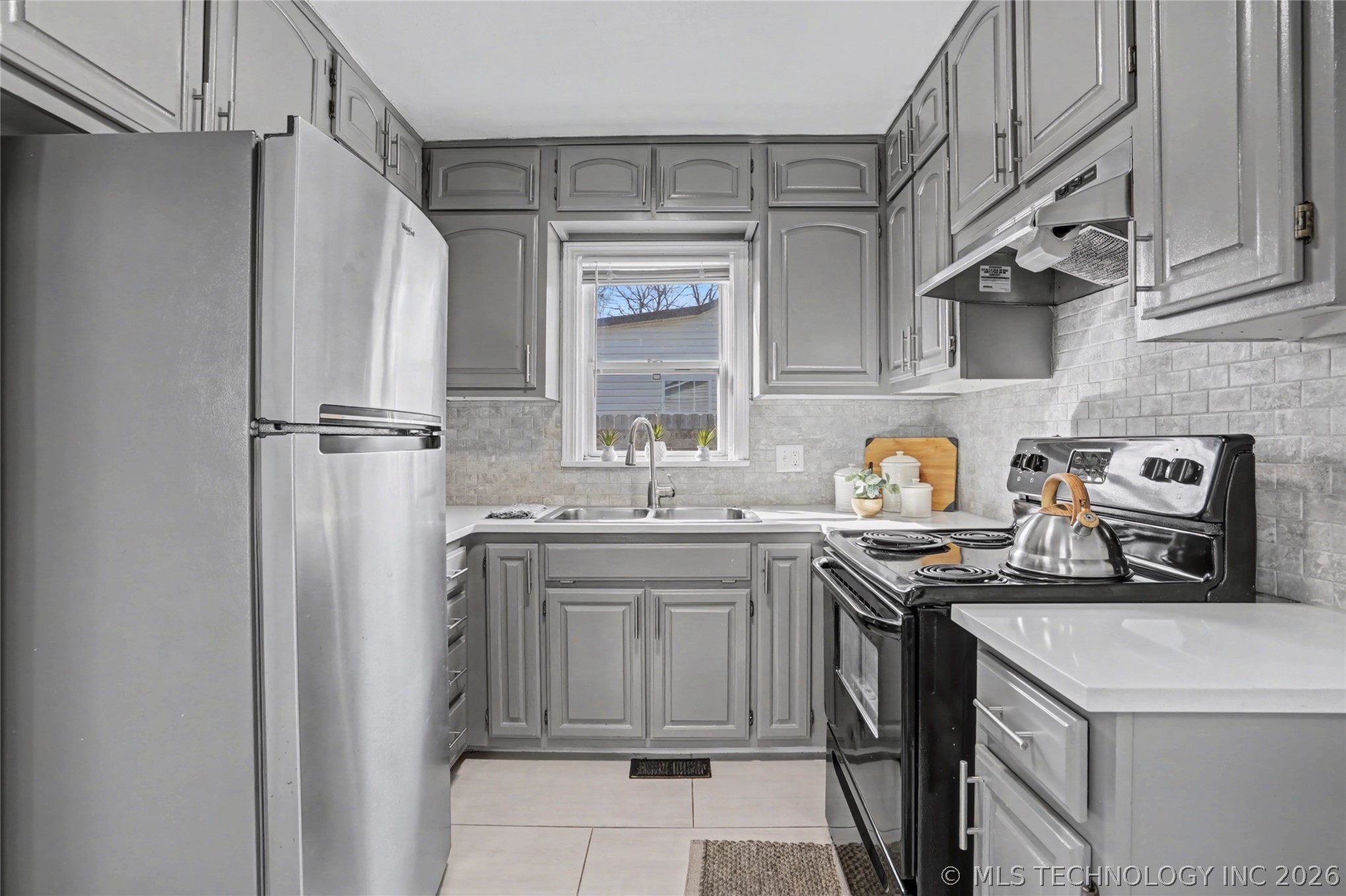 1007 Wesley Drive Property Photo 13