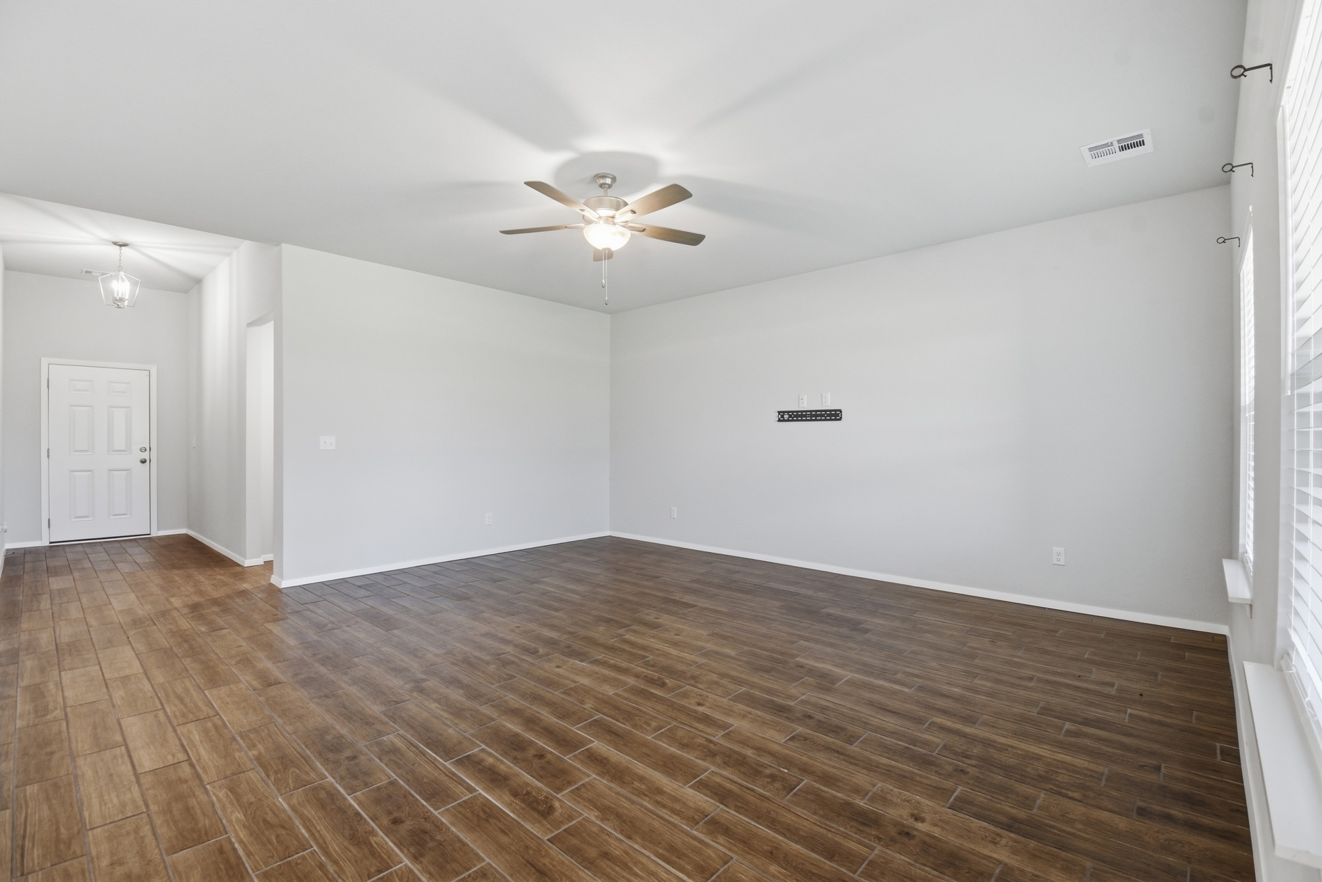 2906 W Albuquerque Place Property Photo 7