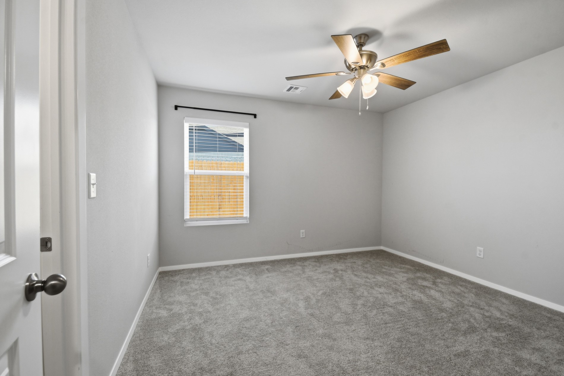 2906 W Albuquerque Place Property Photo 19