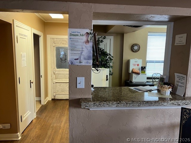 27 W Broadway Property Photo 27