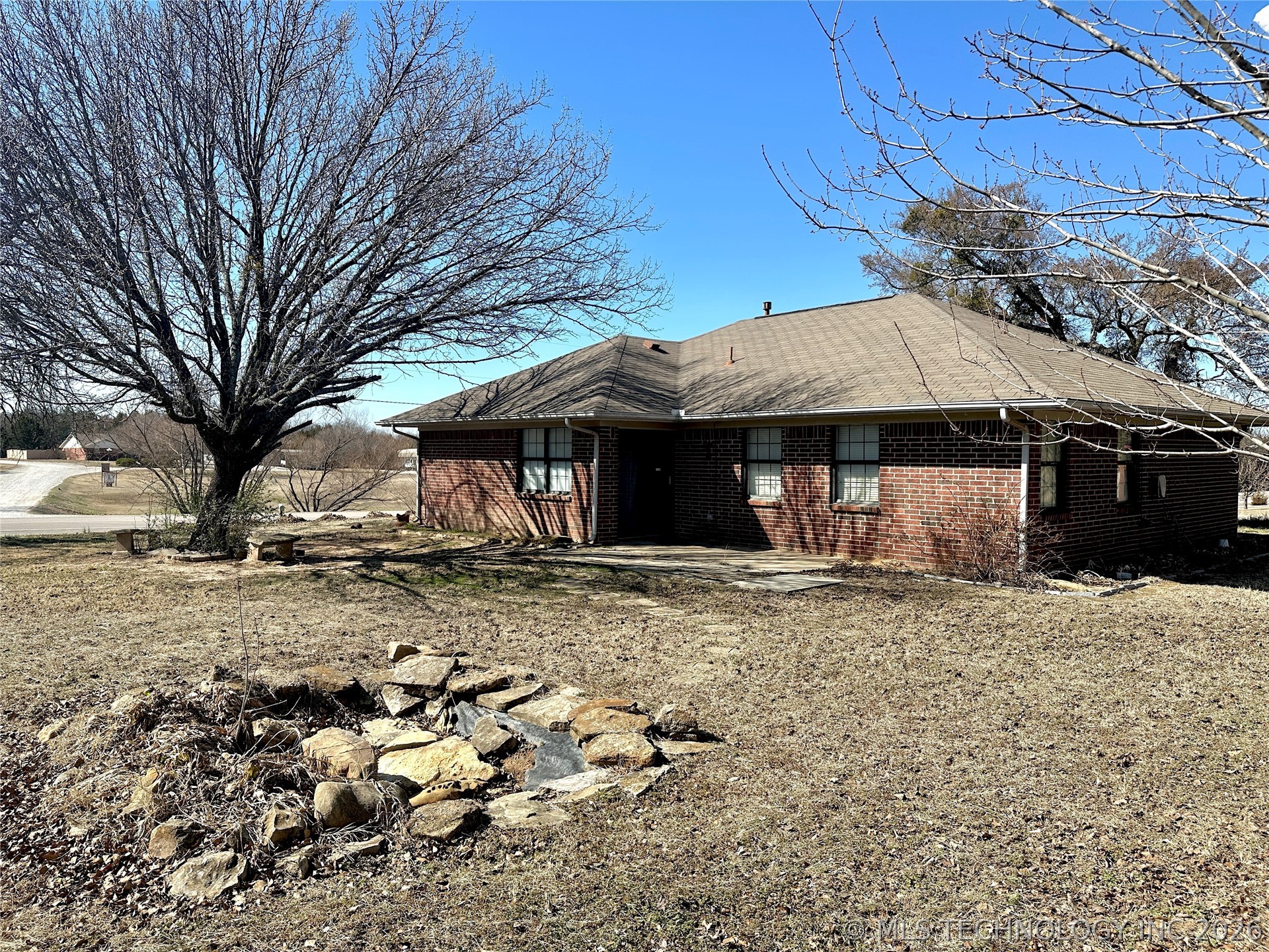 728 N Main Property Photo 8
