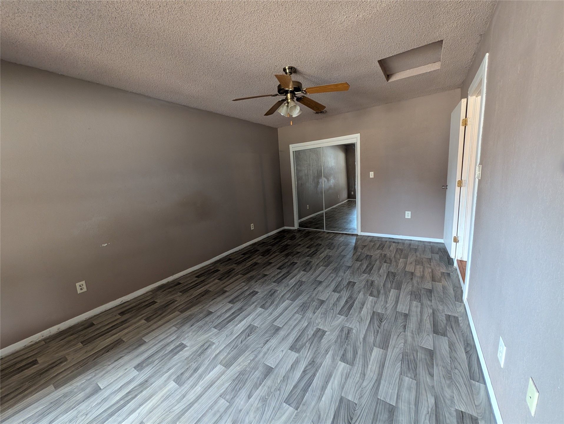 101 Beta Circle Property Photo 13