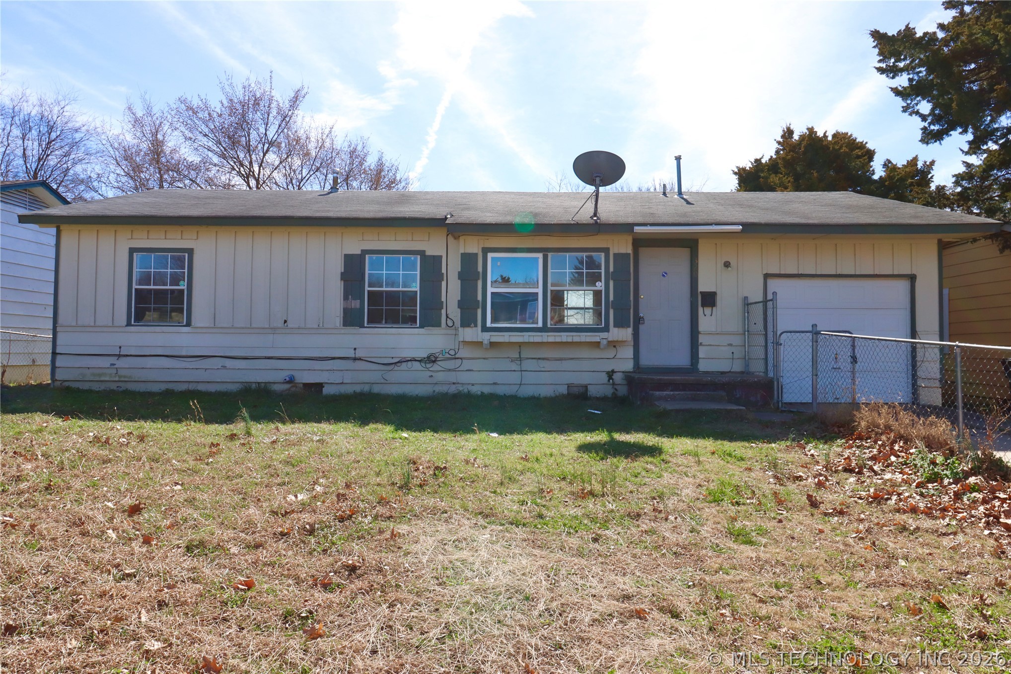 320 W 63rd Place North Property Photo 1