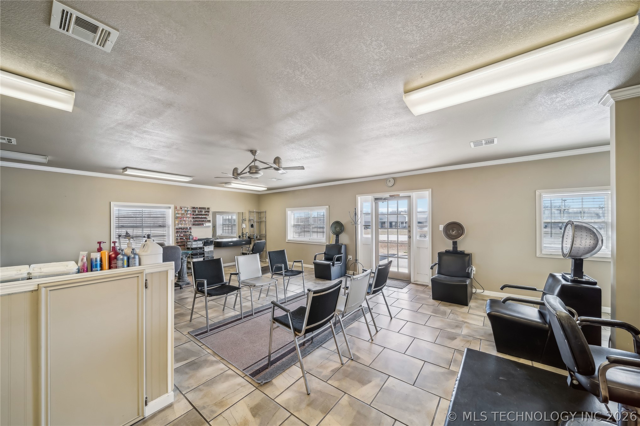1831 N Highway 66 Route Property Photo 12