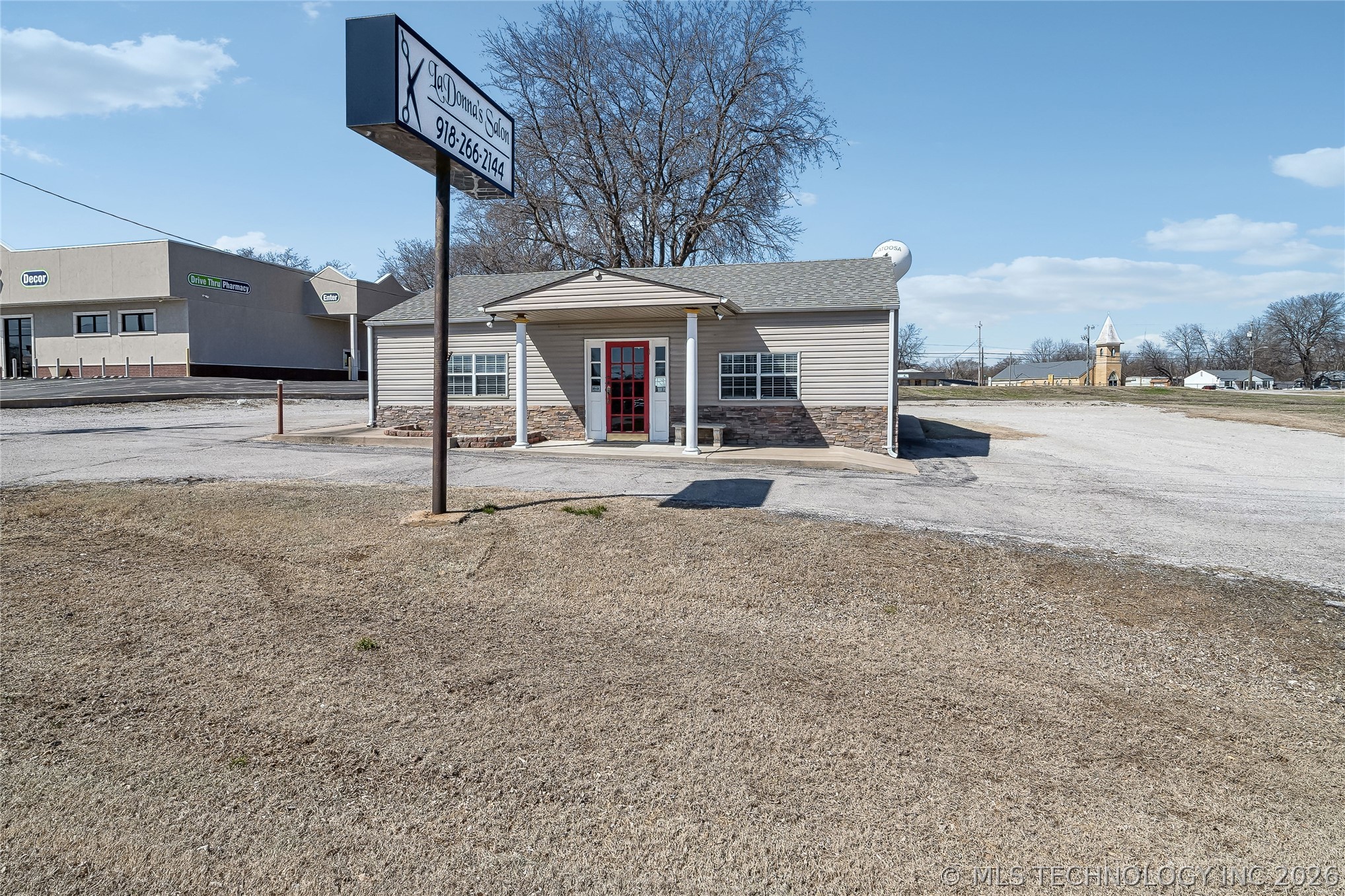 1830 N Highway 66 Route Property Photo 6