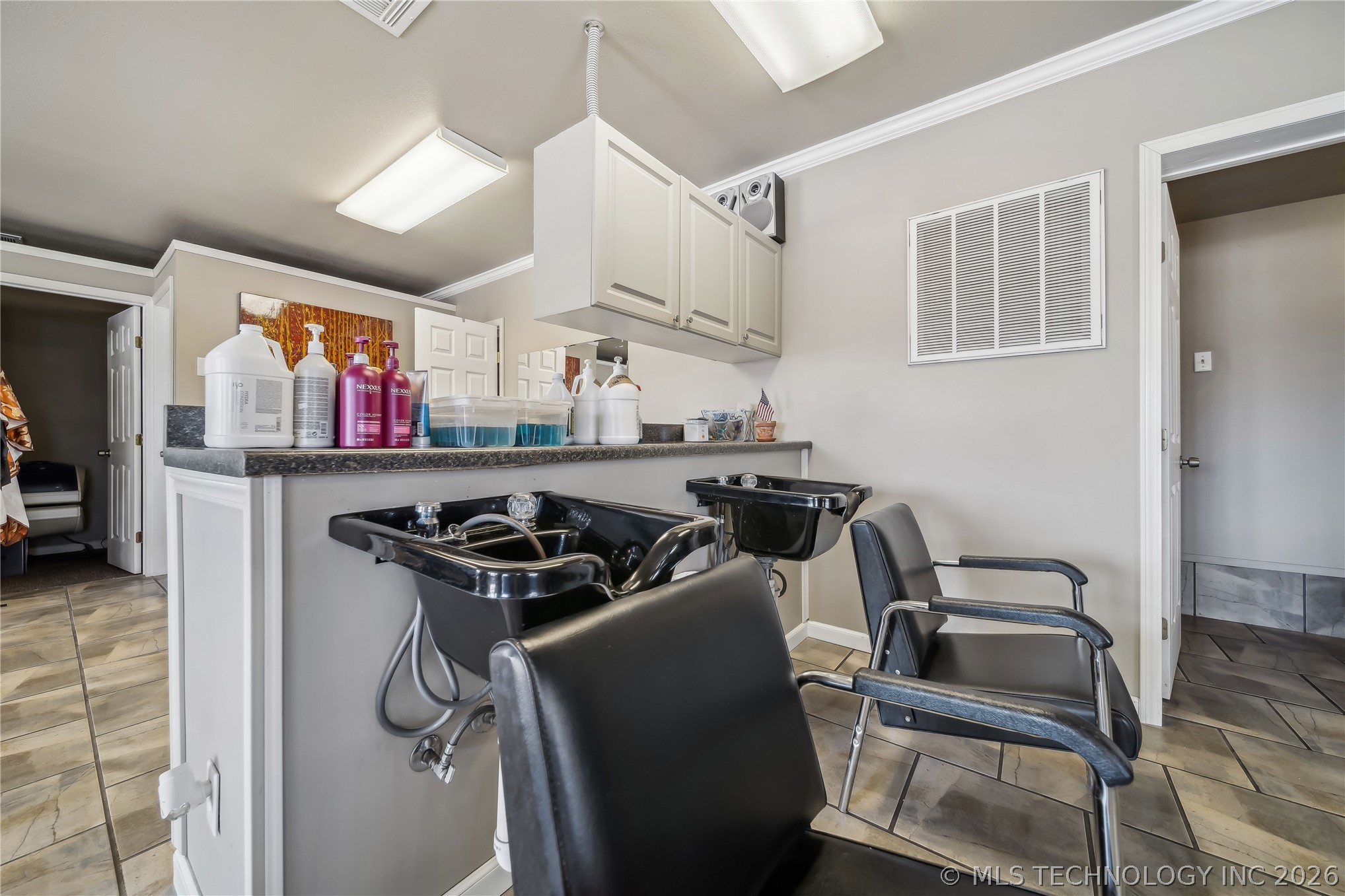 1830 N Highway 66 Route Property Photo 10