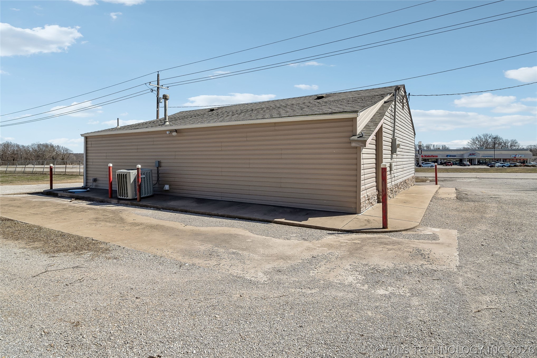 1830 N Highway 66 Route Property Photo 19