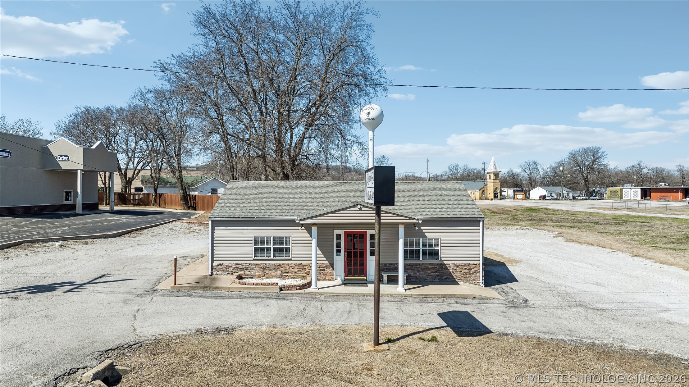 1830 N Highway 66 Route Property Photo 21