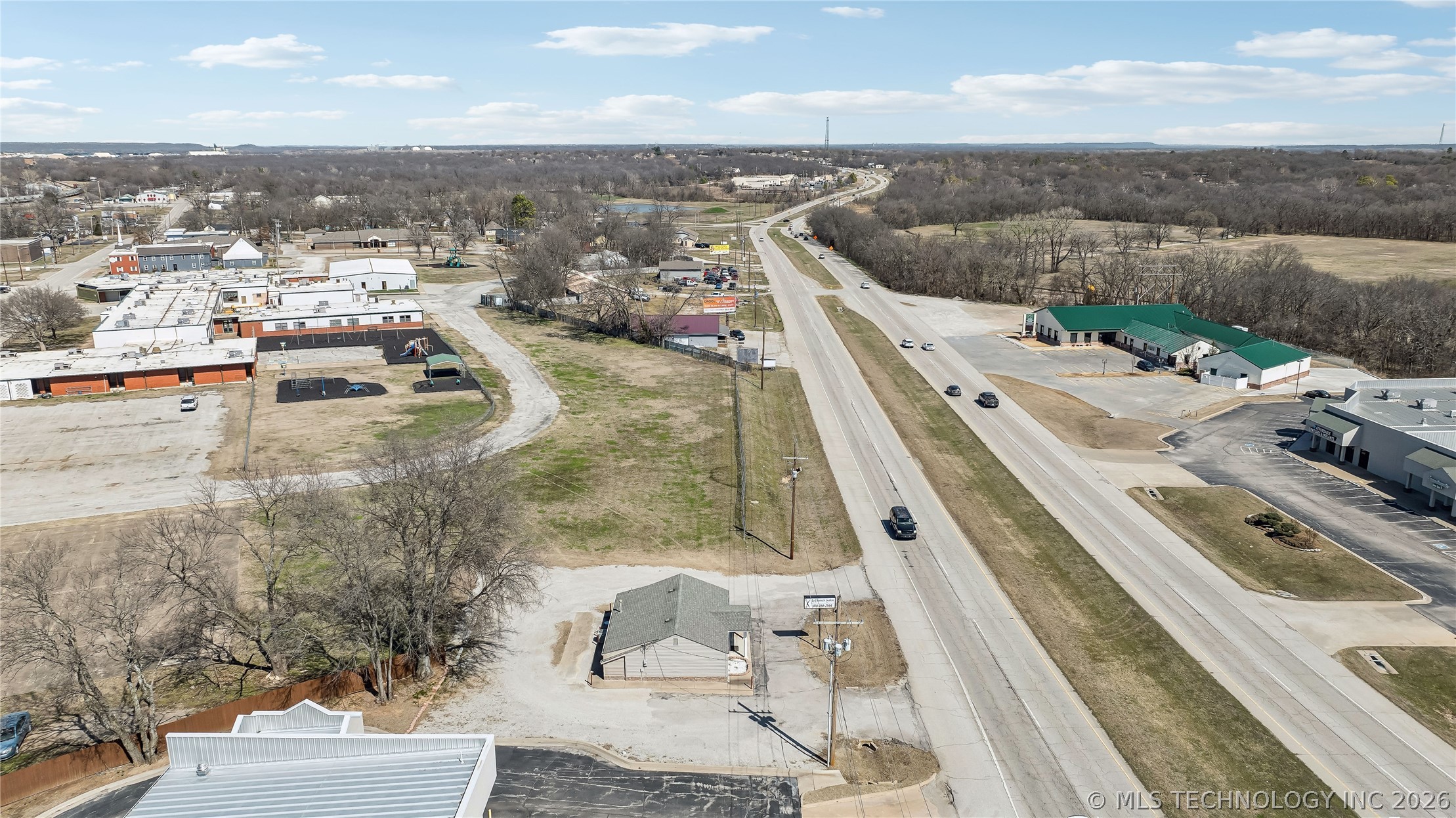 1830 N Highway 66 Route Property Photo 27