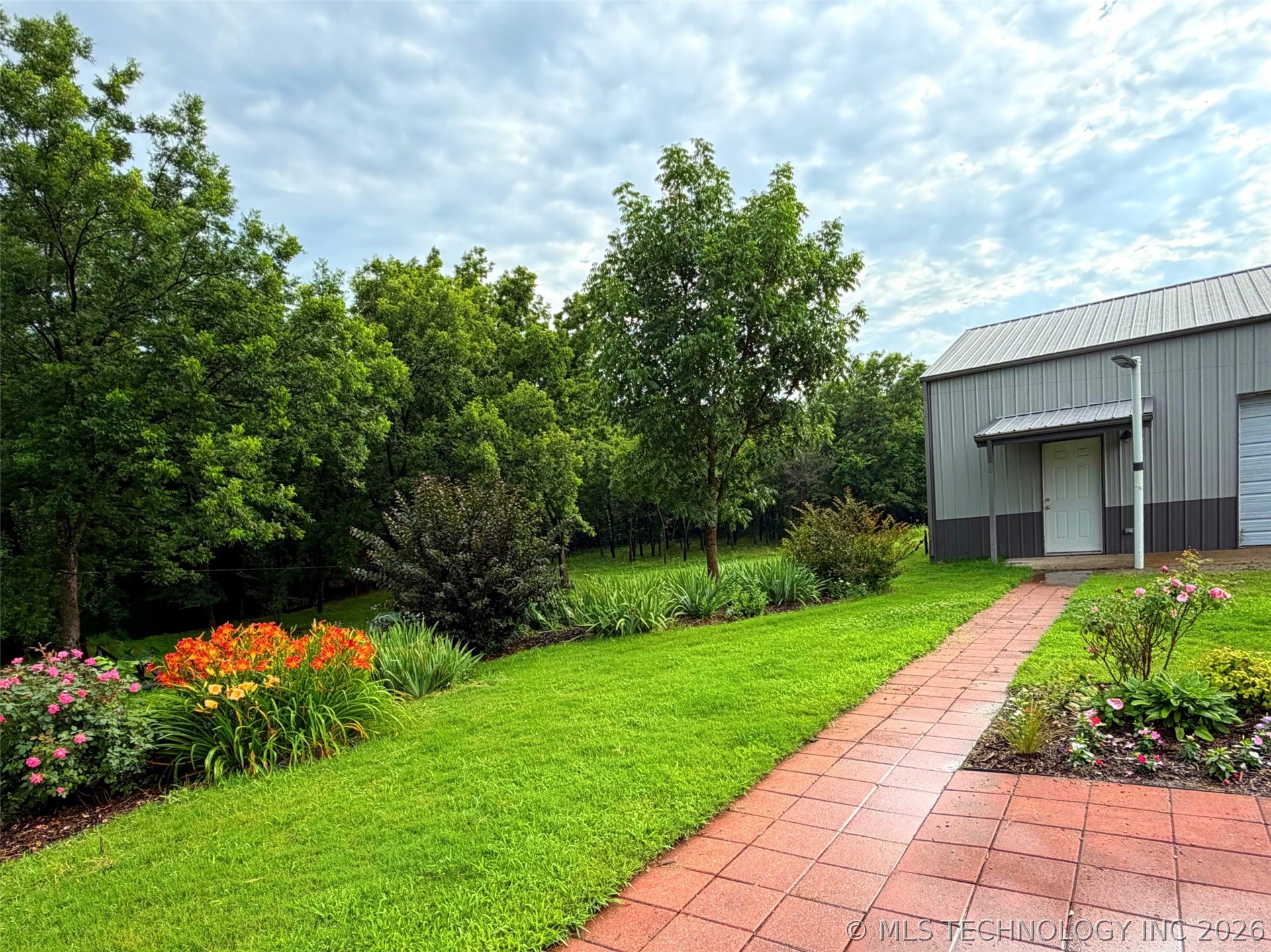 14902 E 370 Road Property Photo 5