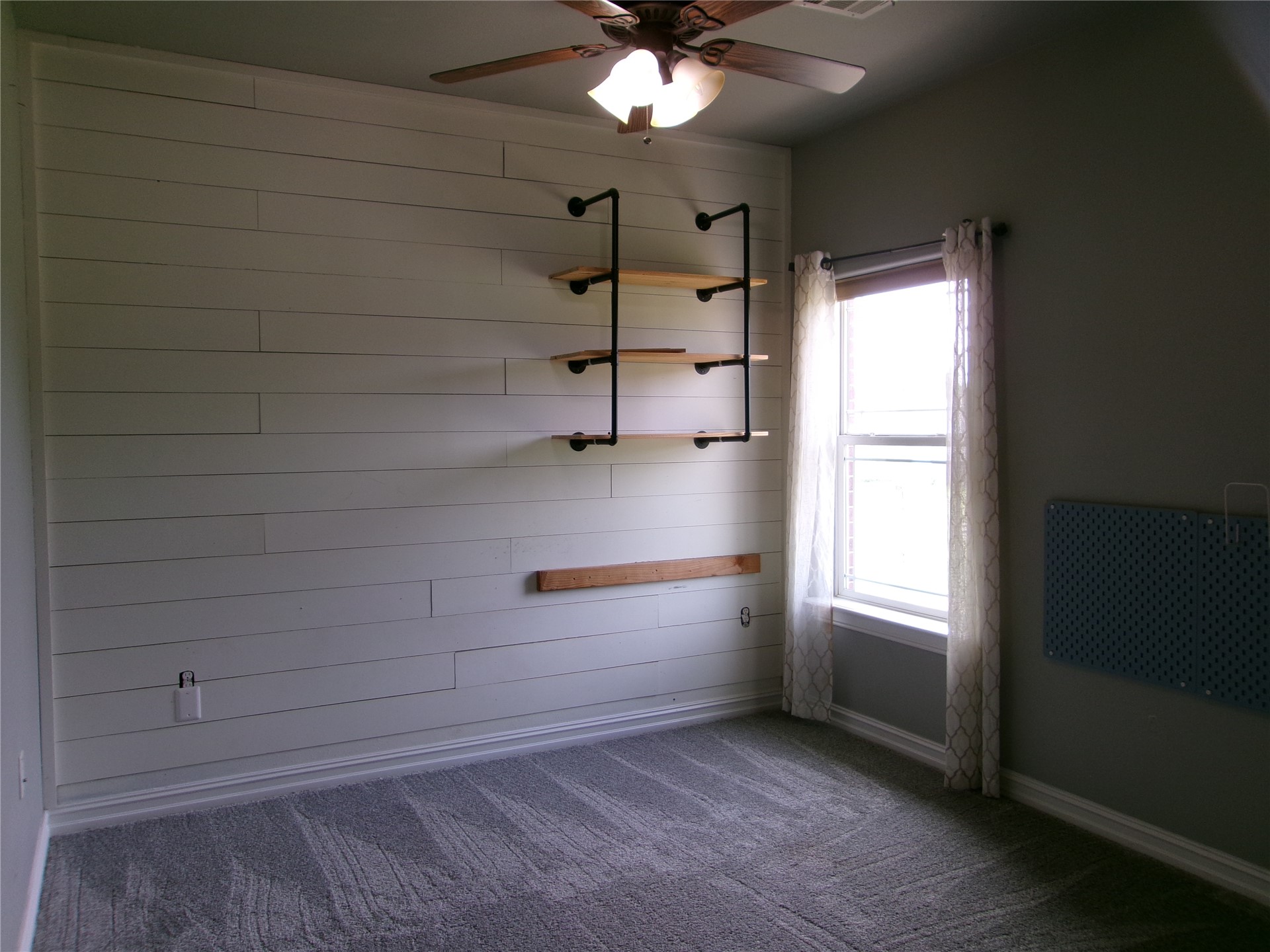 2071 E 53rd Property Photo 10