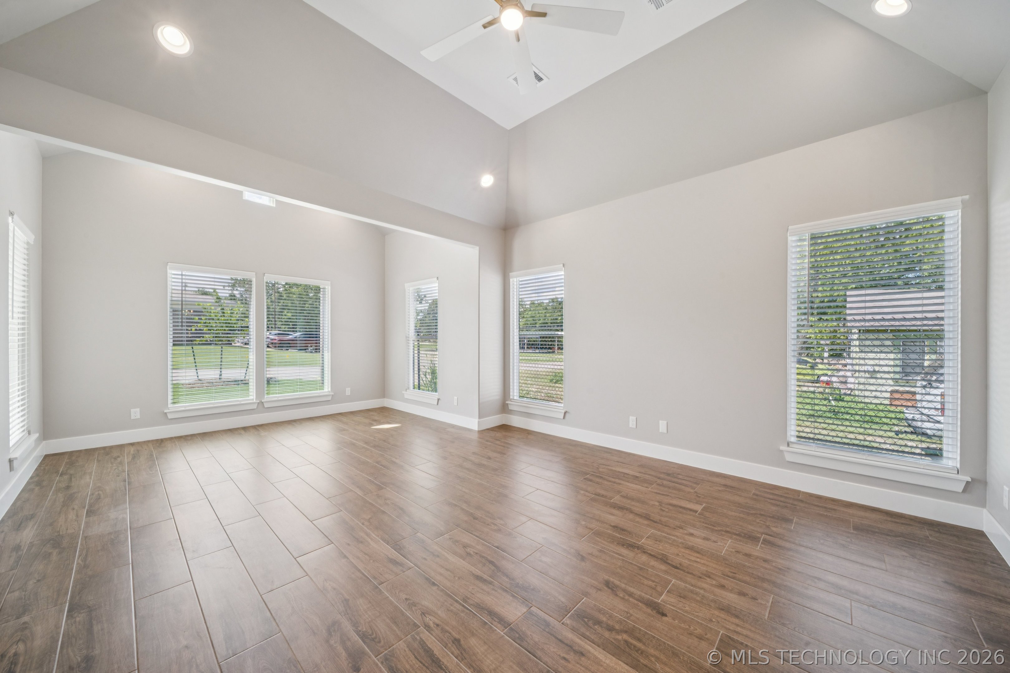 210 S Bluff Street Property Photo 6