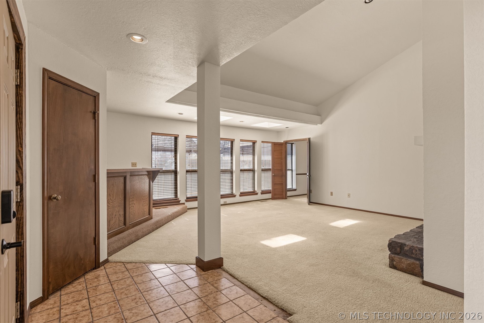 8718 S 72nd East Avenue Property Photo 10