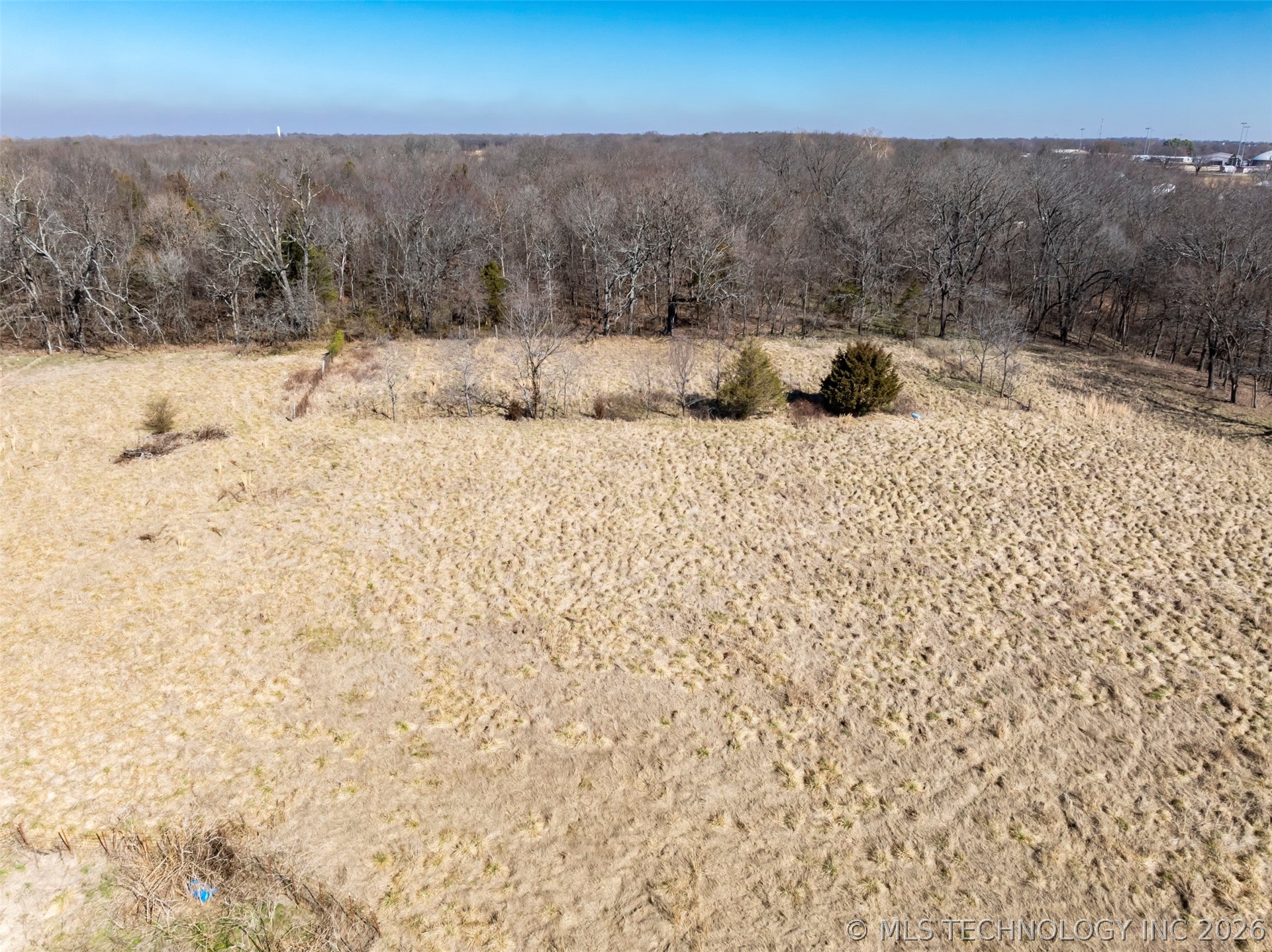 11886 412 Highway Property Photo 2