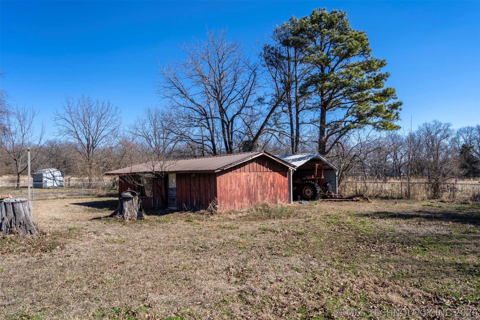 11886 412 Highway Property Photo 9