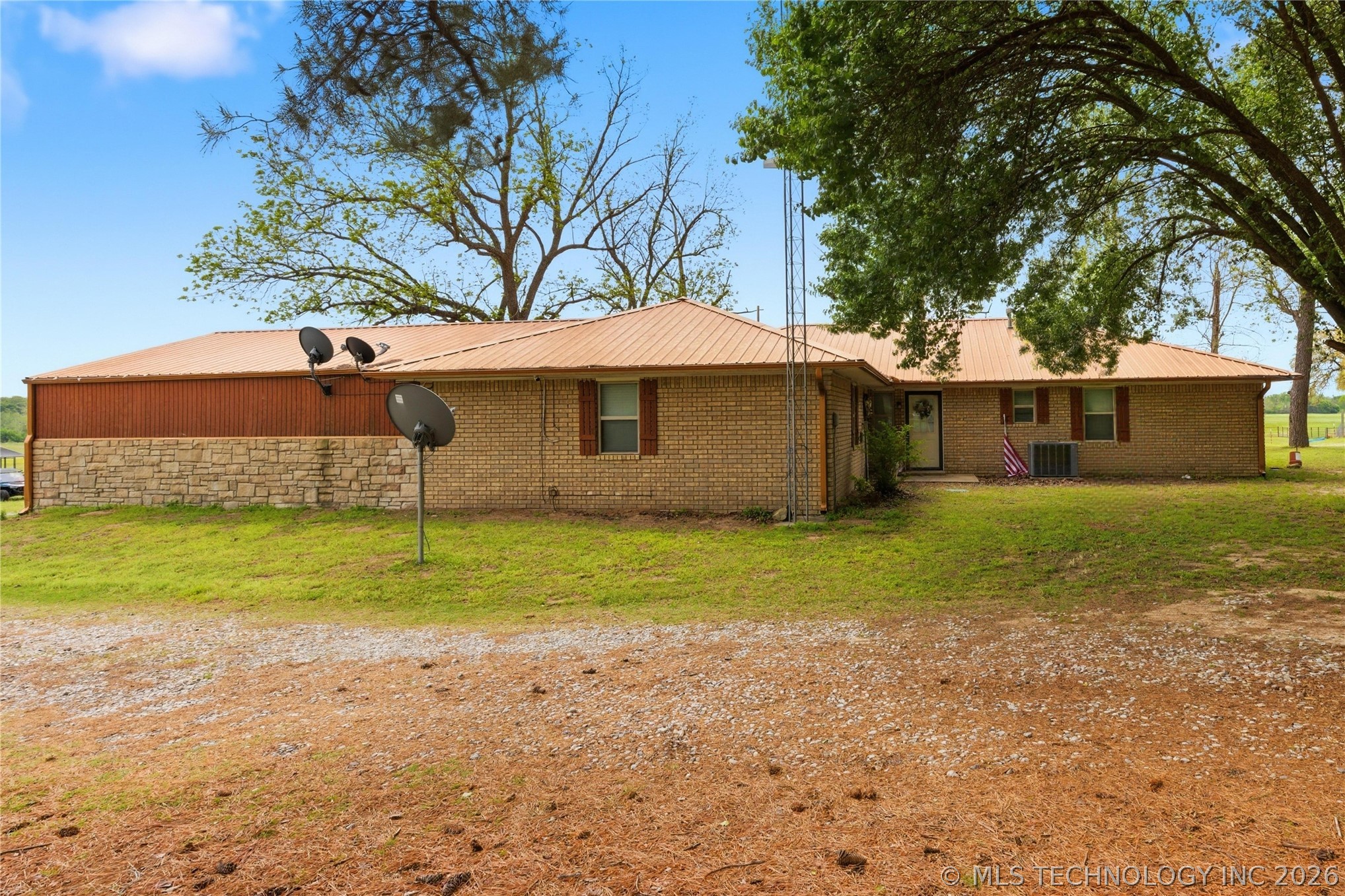 36474 E 1470 Property Photo 2