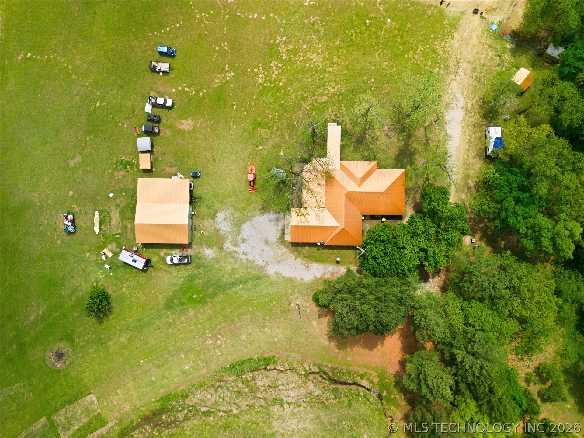 36474 E 1470 Property Photo 6